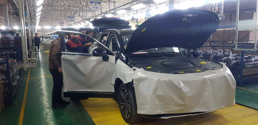 معرفی و بررسی اسکای ول ET5؛ خودروی برقی کرمان موتور + مشخصات فنی و تصاویر اسکای ول