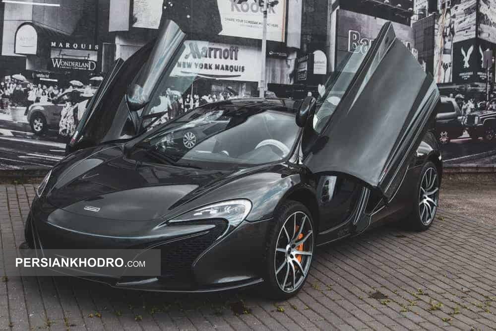 درب پروانهای خودرو