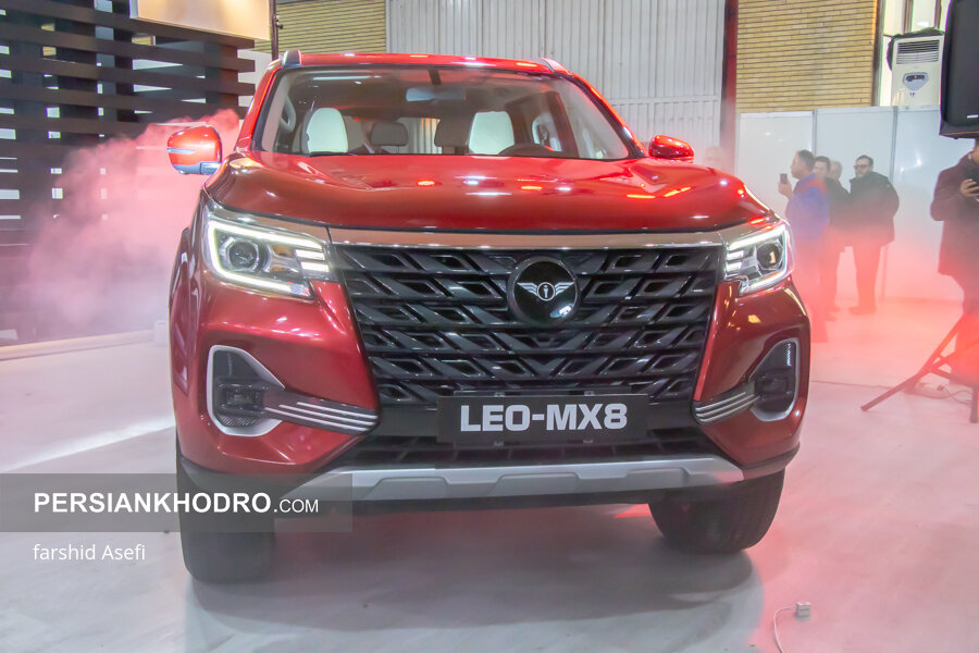 لئو ام ایکس ۸