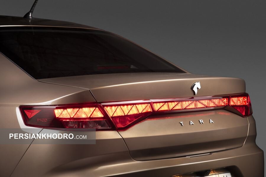 چراغ پشت تارا