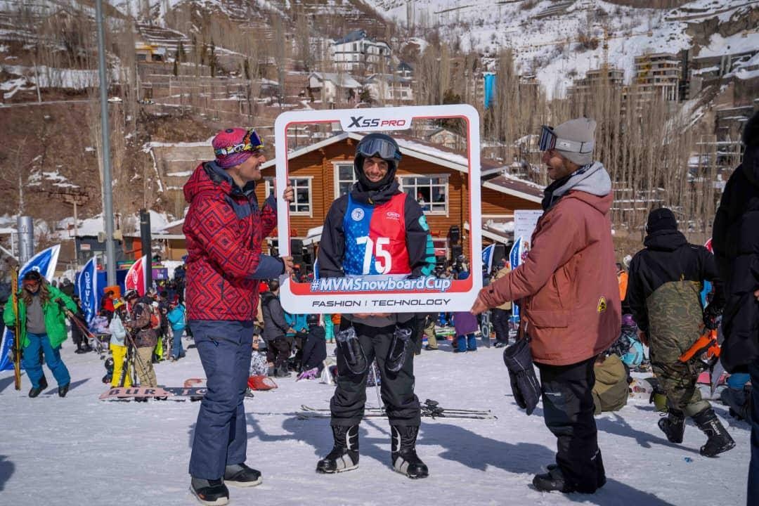 مسابقات اسنوبرد کاپ امویام