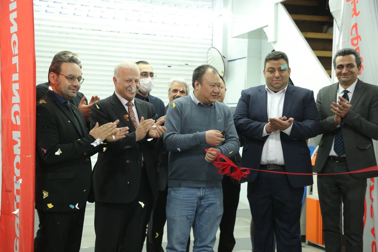 نمایندگی فروش و خدمات پس از فروش پادران موتور