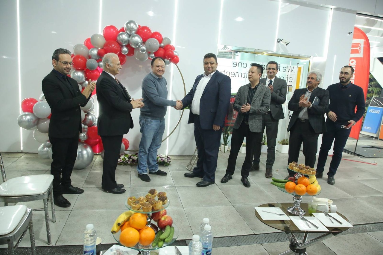 نمایندگی فروش و خدمات پس از فروش پادران موتور