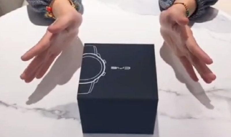 ساعت هوشمند بی وای دی