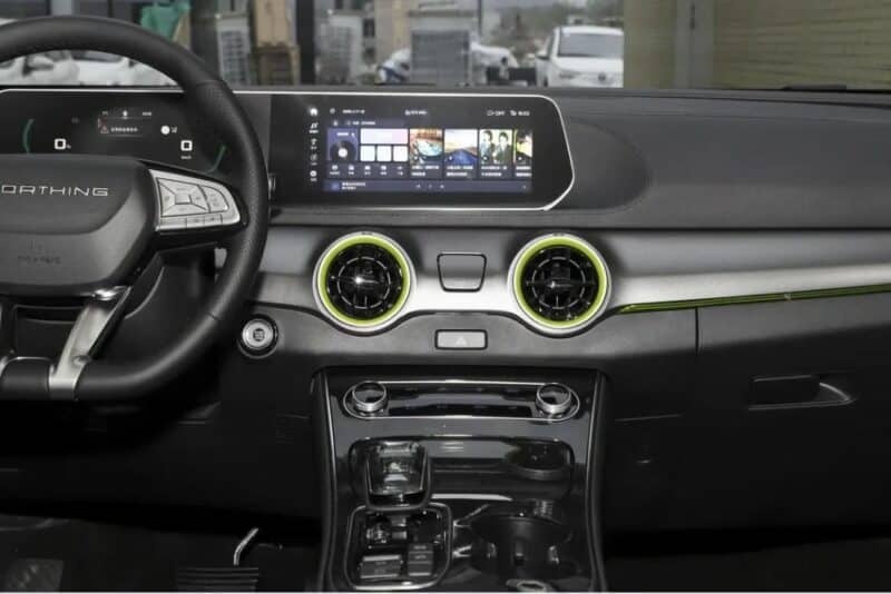 دانگ فنگ فورتینگ لیتینگ