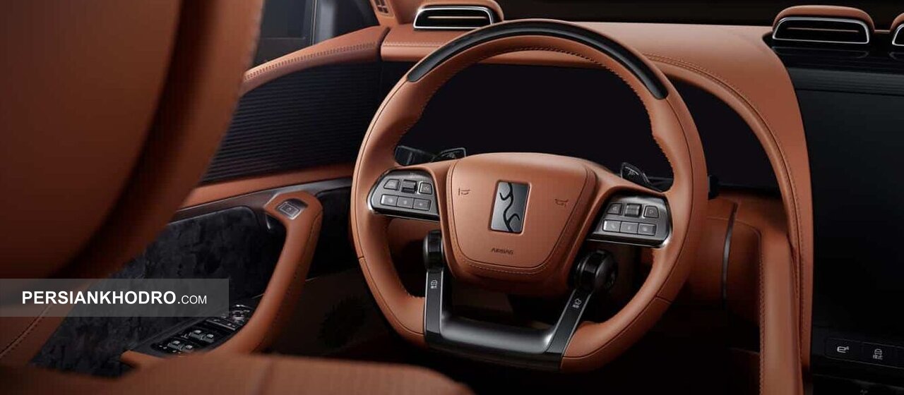 یانگ وانگ U8