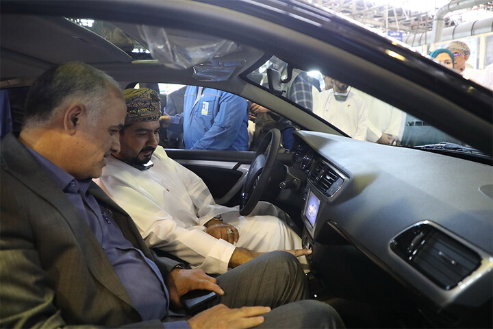 بازدید وزیر صنعت عمان از ایران خودرو