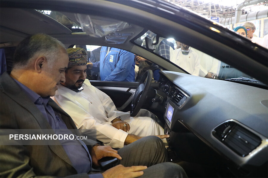 تفاهم نامه همکاری برای راه اندازی خط تولید ایران خودرو در عمان تنظیم می شود / وزارت صمت برای همکاری با قطعه سازان عمانی آماده است
