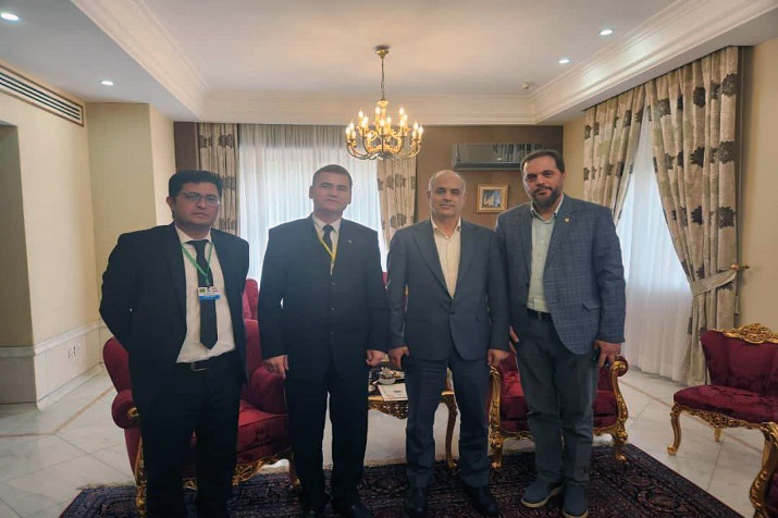 مذاکرات برای صادرات دوباره خودروهای تجاری ایران خودرو به ترکمنستان