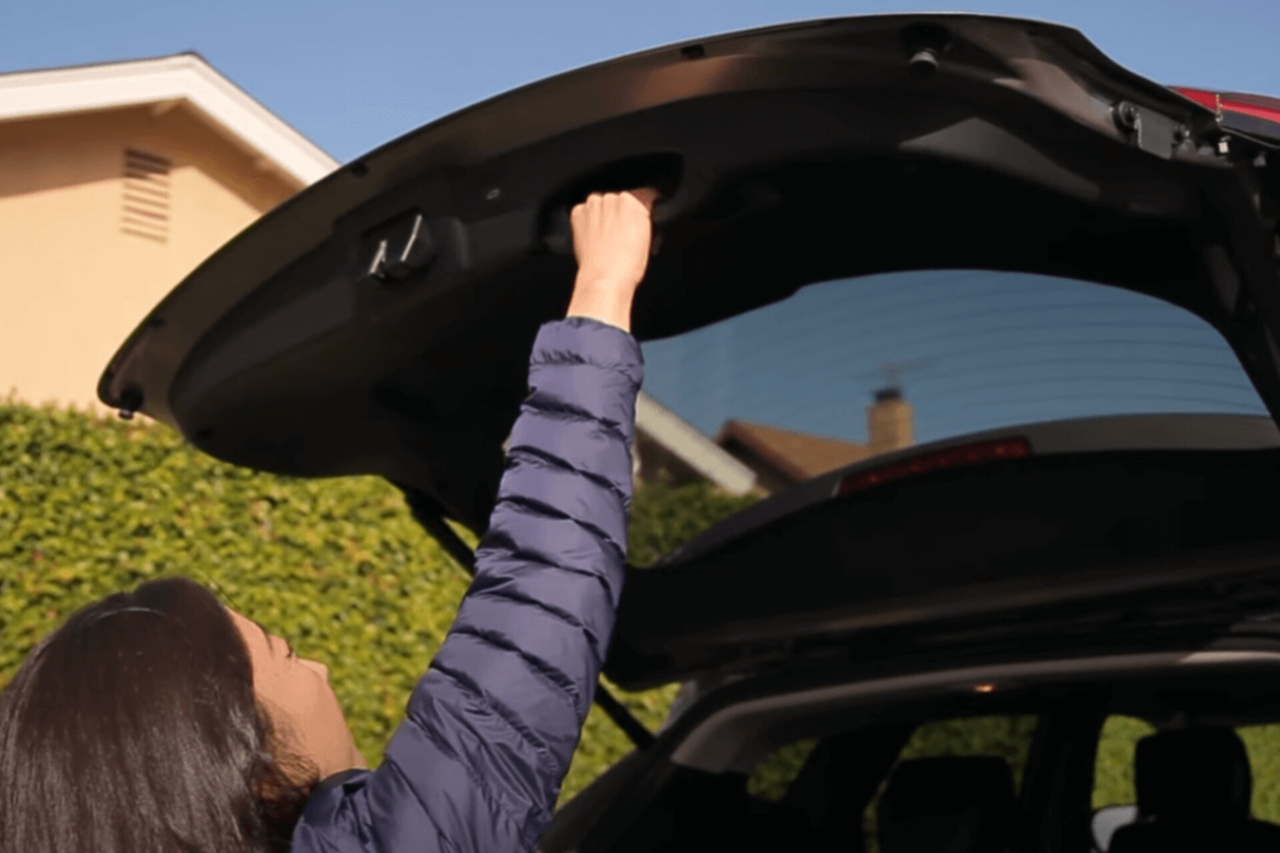 درب صندوق برقی