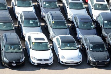 واردات خودروهای دست دوم، بازار خودرو را رقابتی می‌کند؟