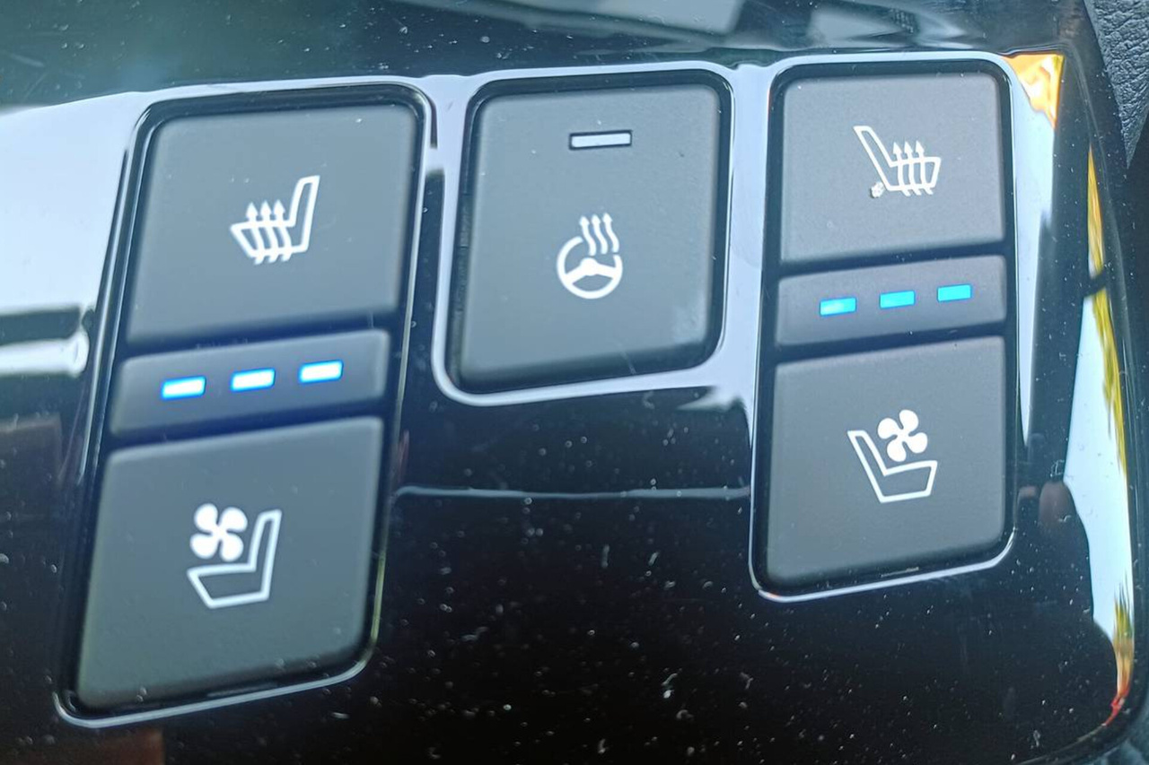 سردکن و گرم کن صندبی