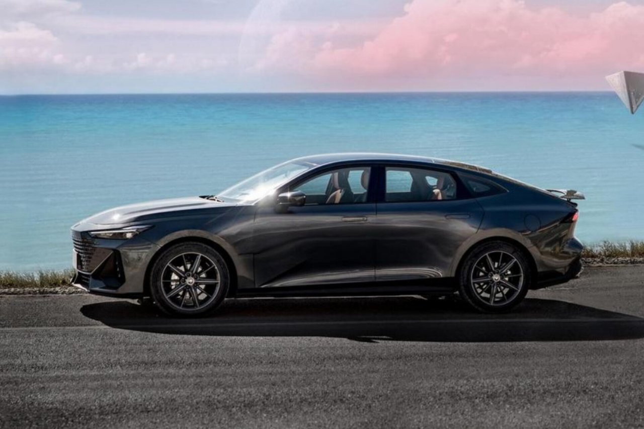 چانگان یونی وی