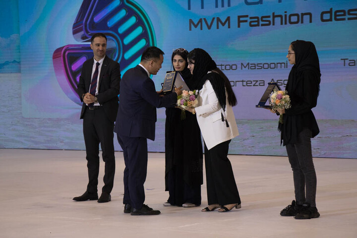 مراسم اهدای جوایز به برگزیدگان جشنواره مد و فشن ام وی ام 