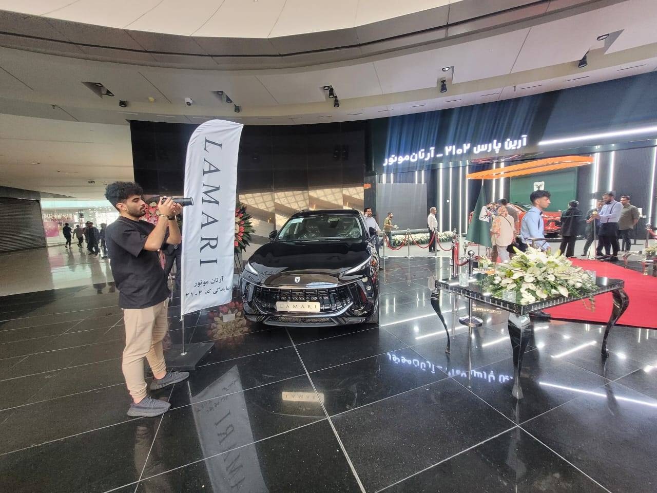 شوروم آرین پارس موتور در ایران مال