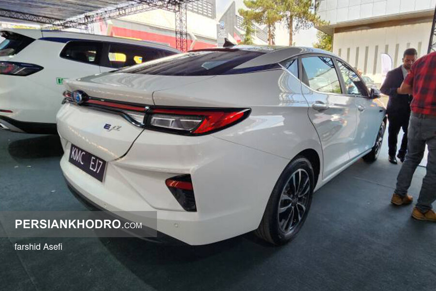 خودرو برقی جی7