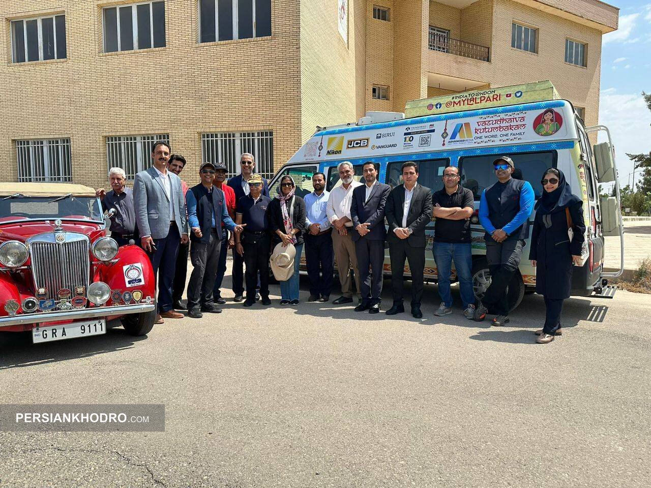 تور جهانگردی گروه "لال پری" هند