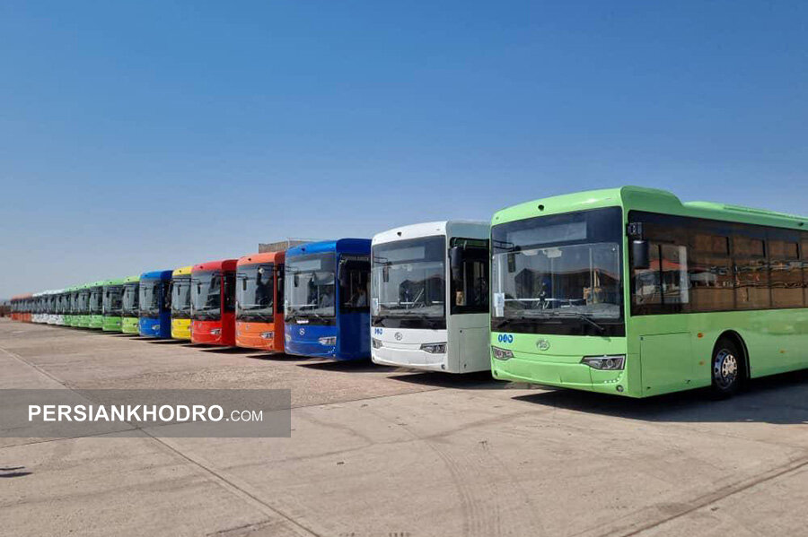اولین سری اتوبوس‌ های ۱۲ متری اسنا تحویل شهرداری تهران شد