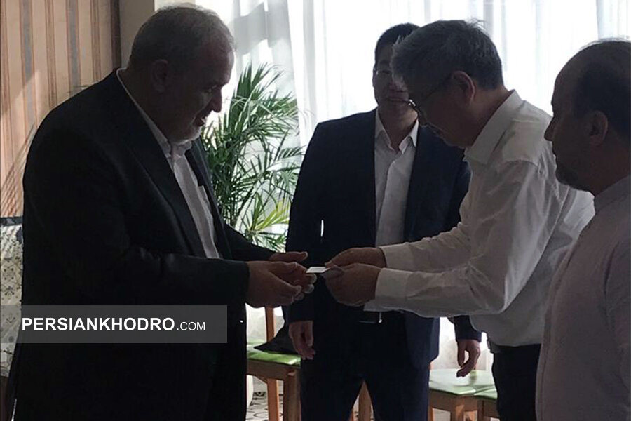 وزیر صمت و مدیرعامل چری