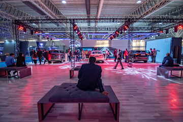 معرفی دلیل کمبود نقدینگی در خودروسازان