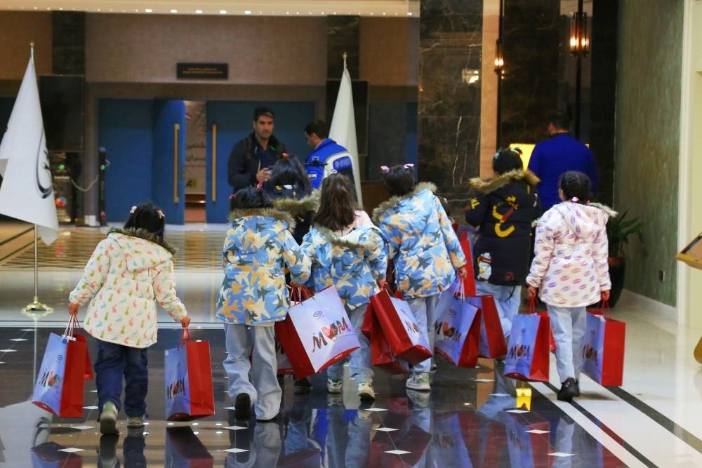 کودکان در جشن یلدای ام وی ام