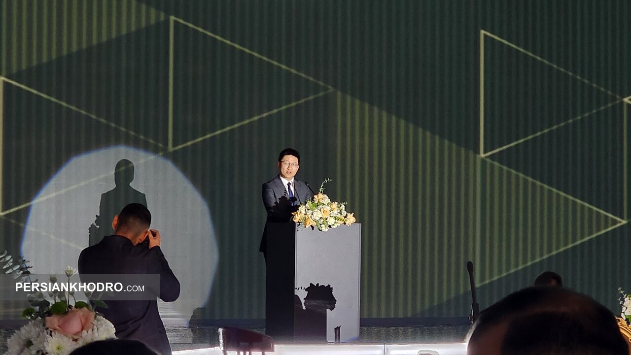 مایکل شو مدیر برند اکستریم