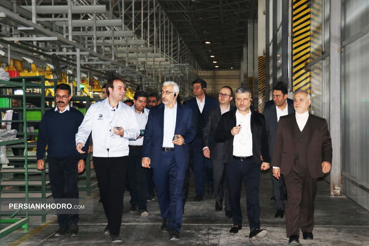 بازدید رئیس سازمان بورس از کرمان موتور