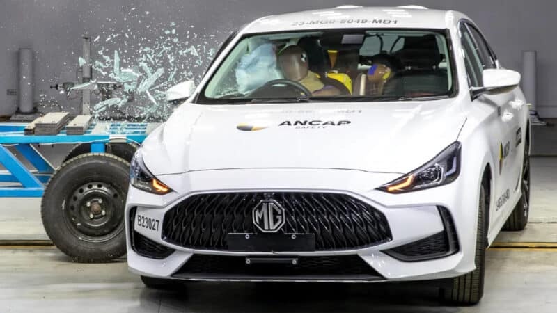 تست تصادف خودرو ام جی MG GT تست تصادف خودرو ام جی MG GT