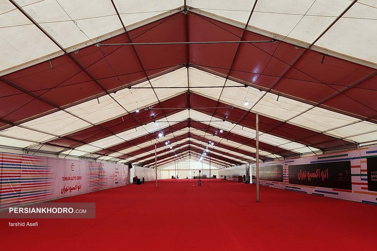 دستاوردهای نمایشگاه خودرو شهر آفتاب؛ از نگاه تبلیغاتی مجری به نمایشگاه و نارضایتی خودروسازان تا وعدههایی که محقق نشد