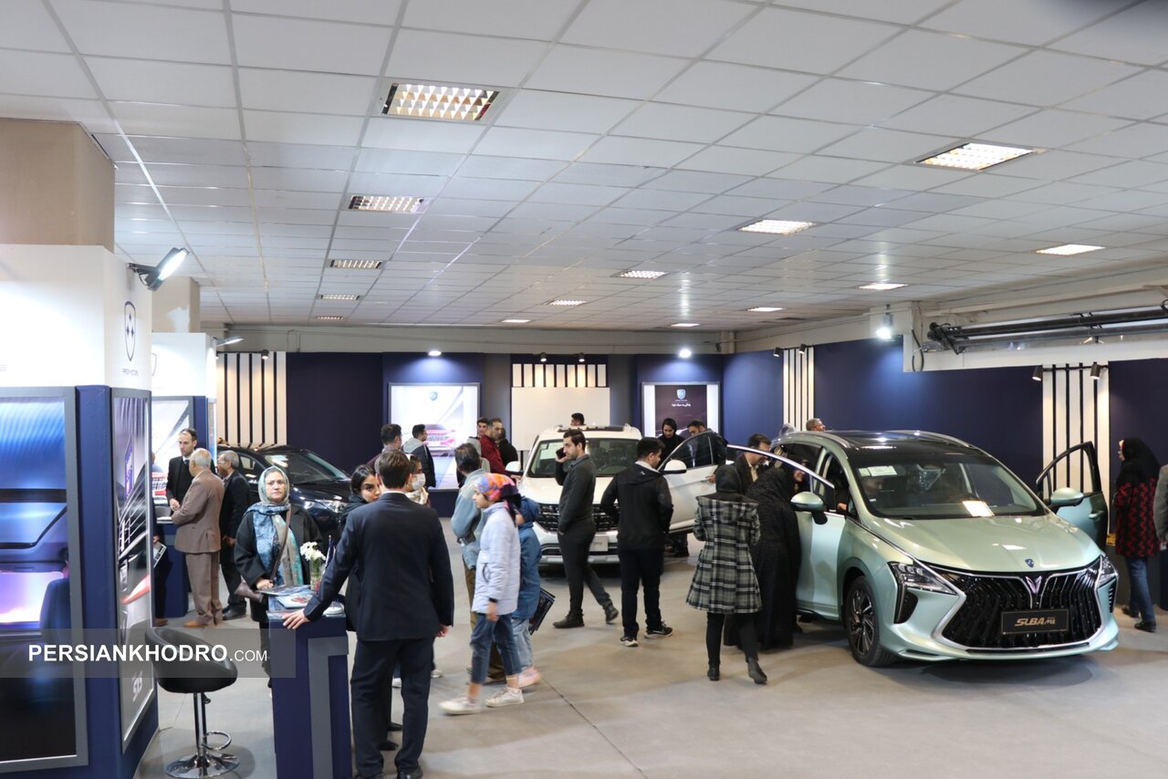 نمایش جدیدترین خودروهای خودروسازان داخلی در نمایشگاه خودرو کرمان