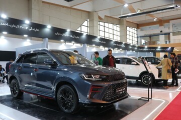 نمایش عمومی سبد کامل خودروهای کرمان موتور در نمایشگاه خودرو کرمان (+عکس) / قیمت خودرو KMC A۵ مشخص شد!؟