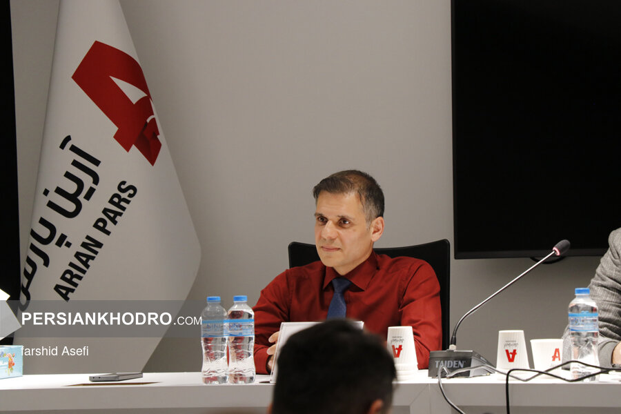 سعید محمودی مدیرعامل آرین دیزل