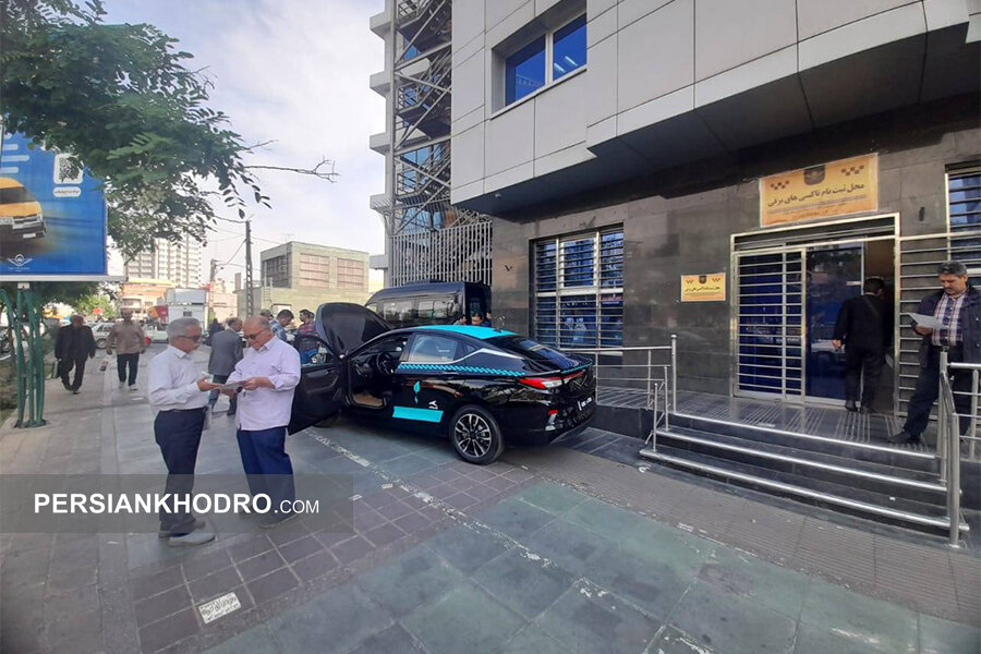 تاکسی برقی کرمان موتور