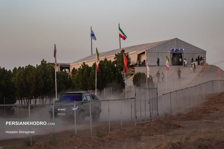 گردهمایی T8 سواران