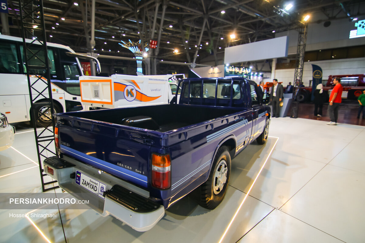 نیسان اکستند