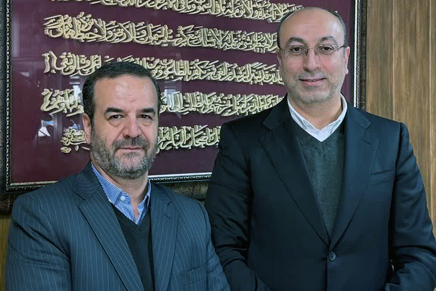 دیدار علی شیخزاده مدیرعامل گروه خودروسازی سایپا با علی فرهادی رئیس سازمان تعزیرات حکومتی