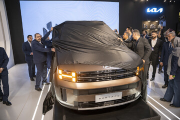 مراسم رونمایی از خودروهای هیوندای و کیا در شهر آفتاب