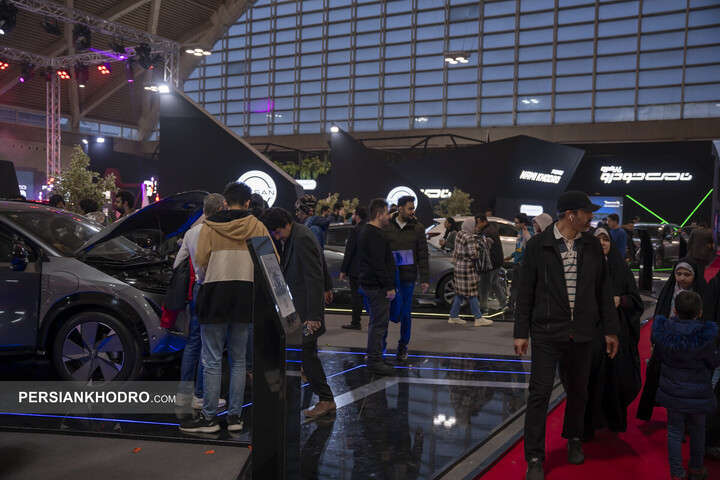 غرفه نامی خودرو