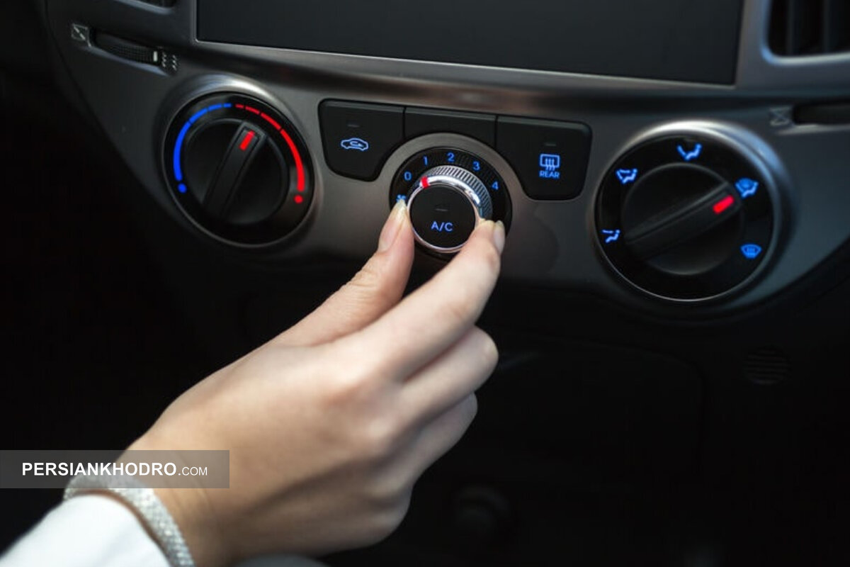 راههای جلوگیری از بخار شیشه ماشین + چطور بخار شیشه ماشین را رفع کنیم؟