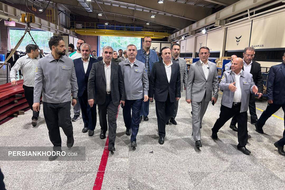 مدیرعامل بهمن دیزل: ارز تامین شود بیش از ۱۰۰۰۰ کامیونت و کامیون می سازیم