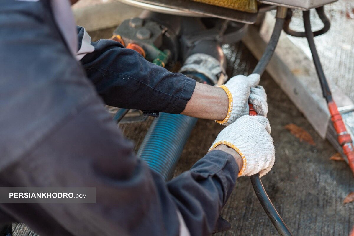 راه حل جلوگیری از کف کردن روغن هیدرولیک و بررسی علل آن