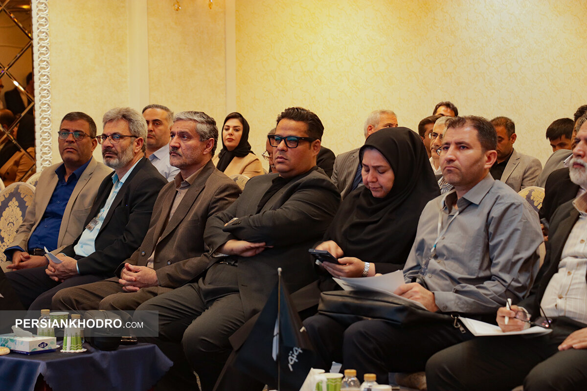 سمینار آموزشی «آشنایی با عملکرد خودروهای برقی» کرمان موتور