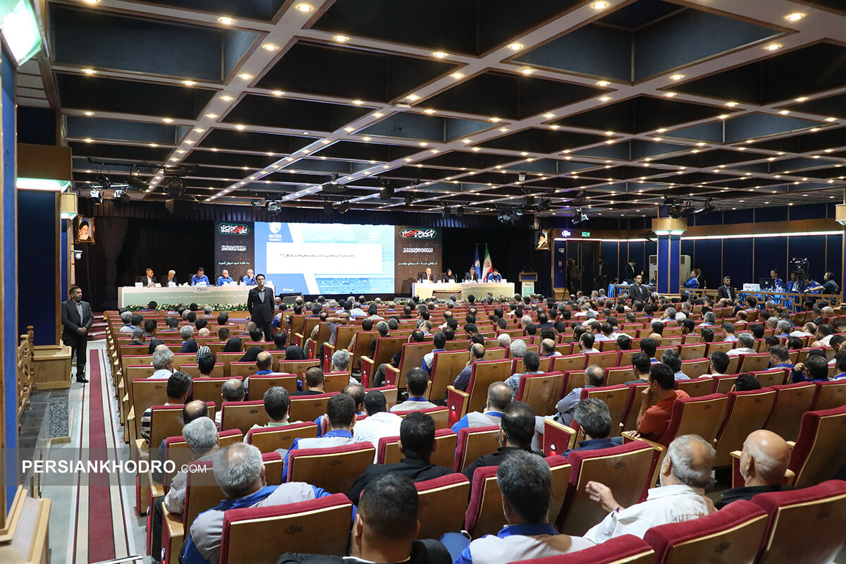 برپایی مجمع سالانه ایران‌خودرو با ۵۳ درصد سهام داران (+عکس)