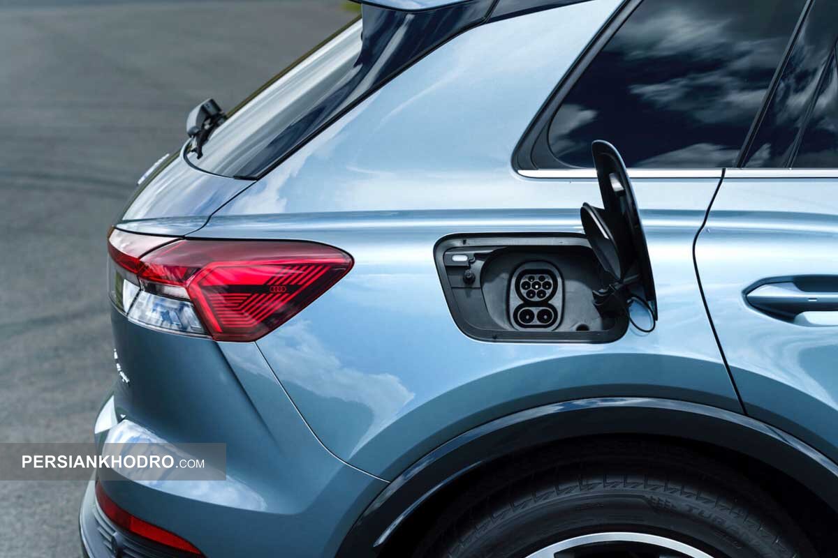 کاتالوگ آئودی Q4 40 e tron