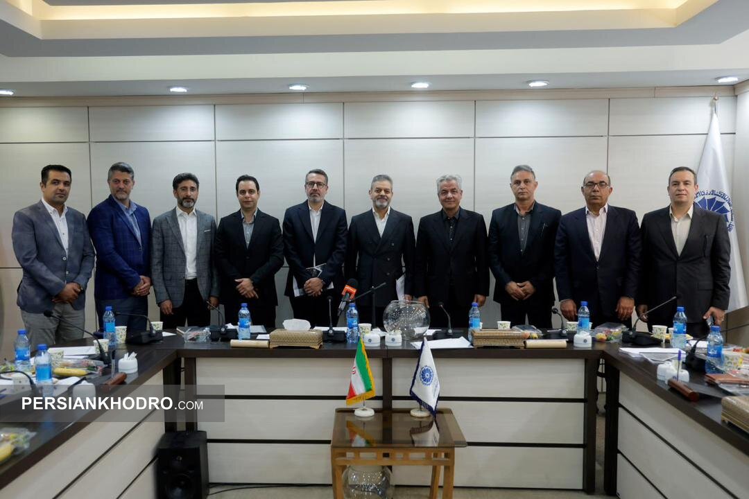 کرمان موتور در هیات مدیره انجمن لیزینگ