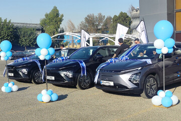 تحویل نخستین سری اف ایکس تمام‌برقی در ایران