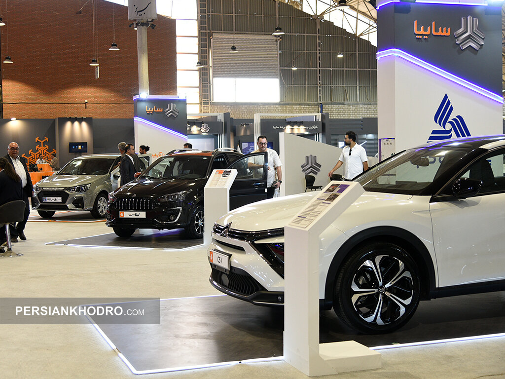 چالش‌های بزرگ‌تر از تحریم در صنعت خودرو ایران؛ تحریم داخلی یا مکانیسم ماشه؟