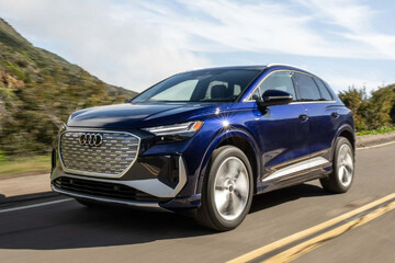 مقایسه آئودی Q۴ e-tron با رقبا / بهترین انتخاب پرمیوم برقی (+قیمت و شرایط فروش)