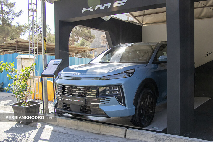 کی ام سی SR6 پلاگین هیبرید