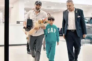 محسن تنابنده چه ماشینی خرید؟ (عکس و فیلم)